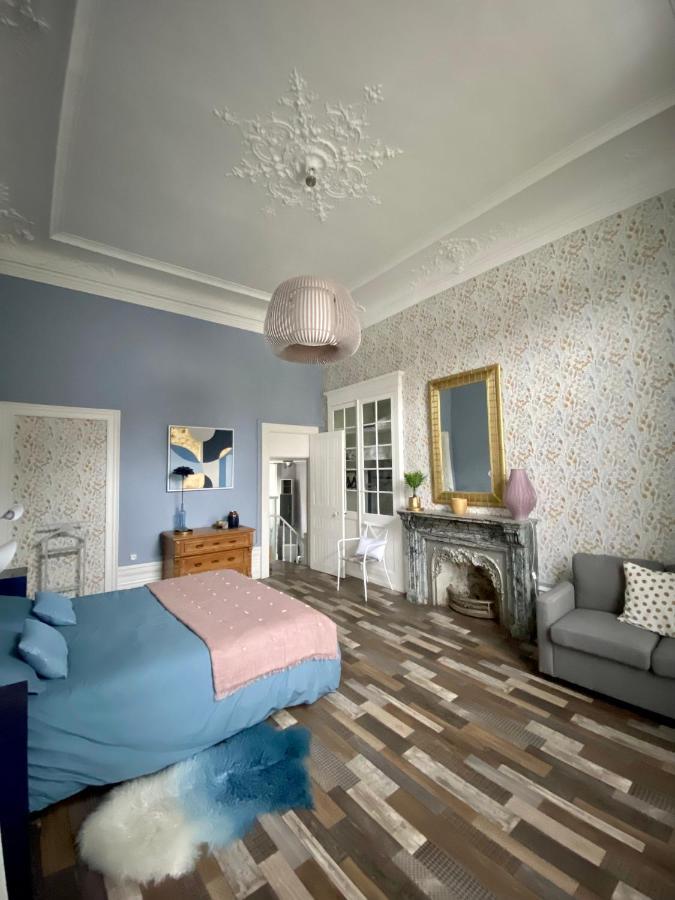 Grand Appartement De Style Haussmannien Булон сюр Мер Екстериор снимка